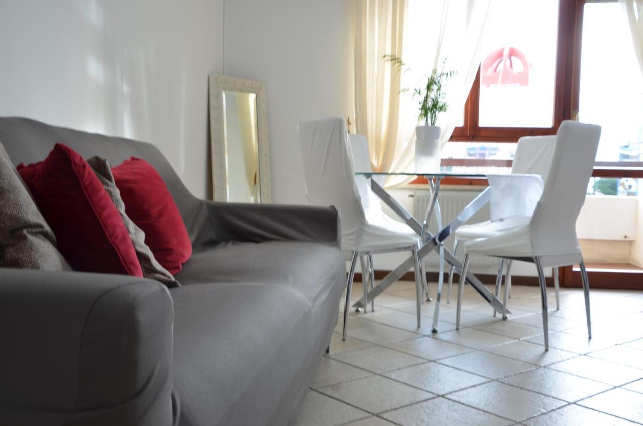Giusy Monreale Apartment Cagliari Exteriör bild
